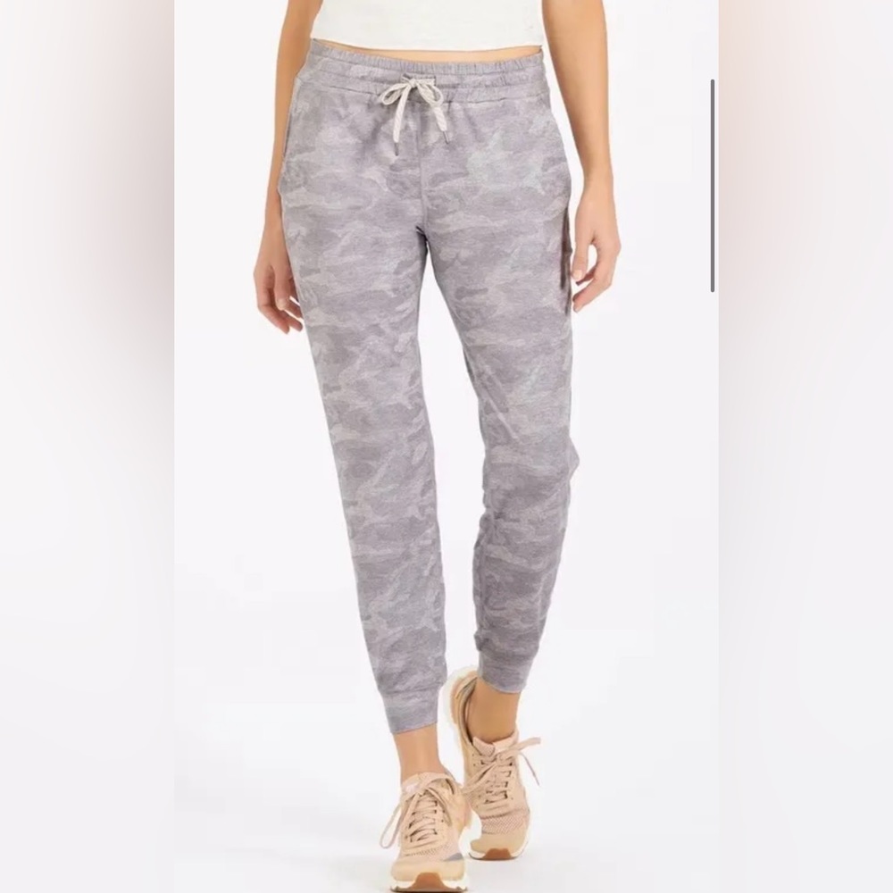 Vuori Performance Jogger Pale Heather Grey Camo XS dreamknit